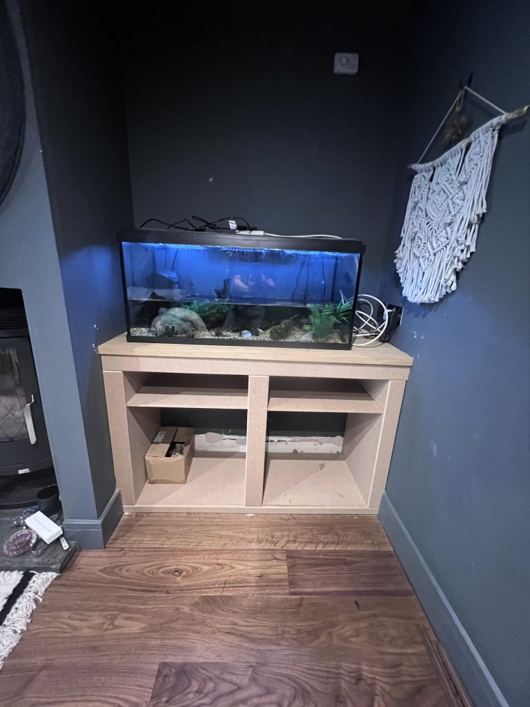 How to Build a Bespoke Log Storage Unit